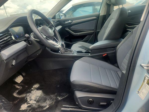 2025 VOLKSWAGEN JETTA SE