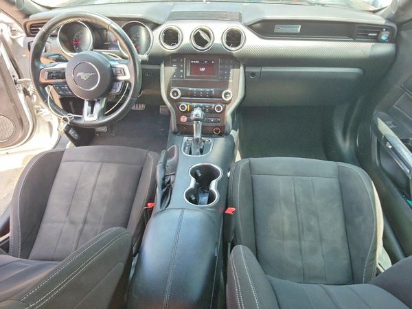 2022 FORD MUSTANG I4 Coupe