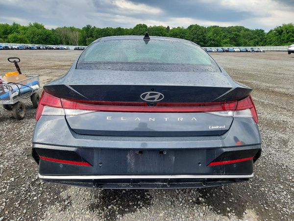 2024 HYUNDAI ELANTRA Limited