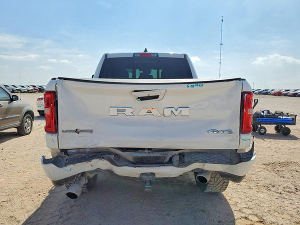 2025 RAM 1500 Big Horn/Lonestar