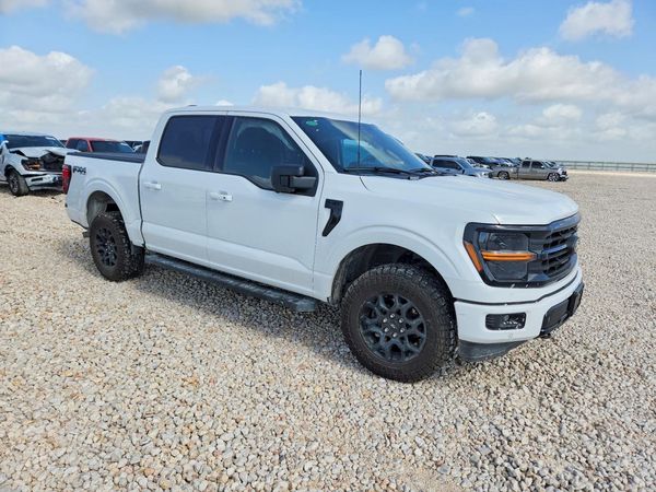 2025 FORD F150