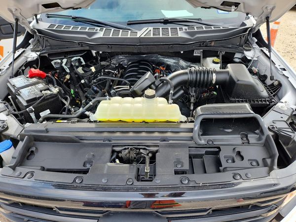 2025 FORD F150