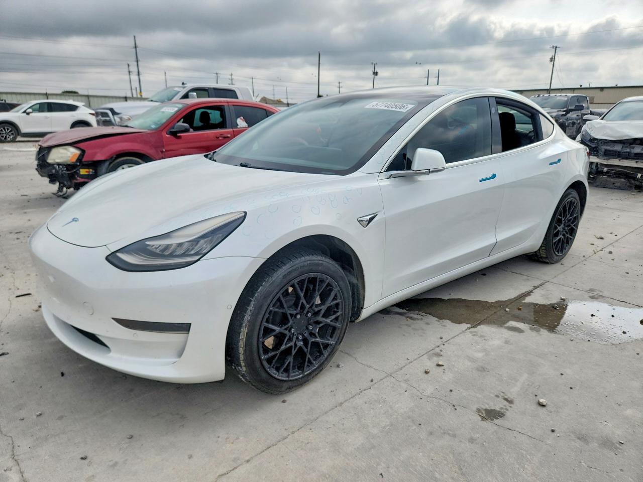 2020 TESLA MODEL 3 — Front 3/4