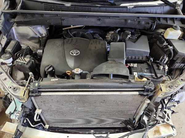 2019 TOYOTA HIGHLANDER LE/LE Plus