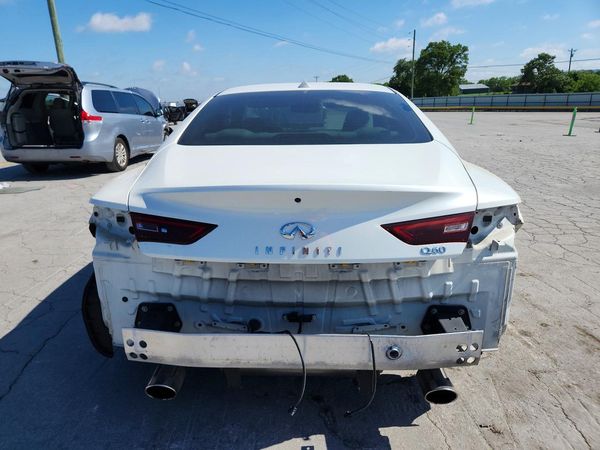2017 INFINITI Q60