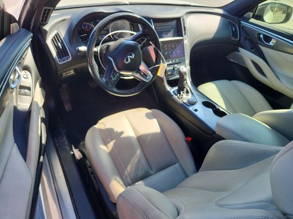 2017 INFINITI Q60
