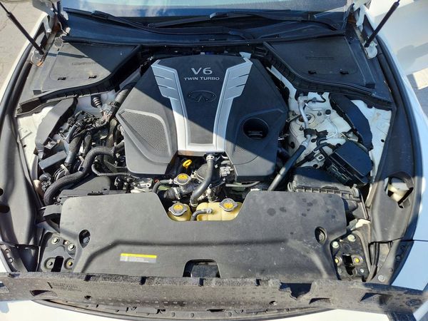 2017 INFINITI Q60