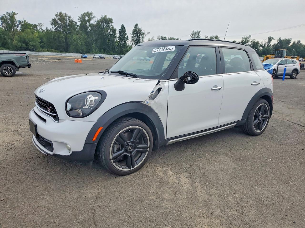 2015 MINI COOPER