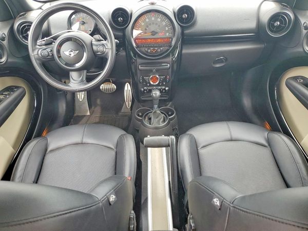 2015 MINI COOPER