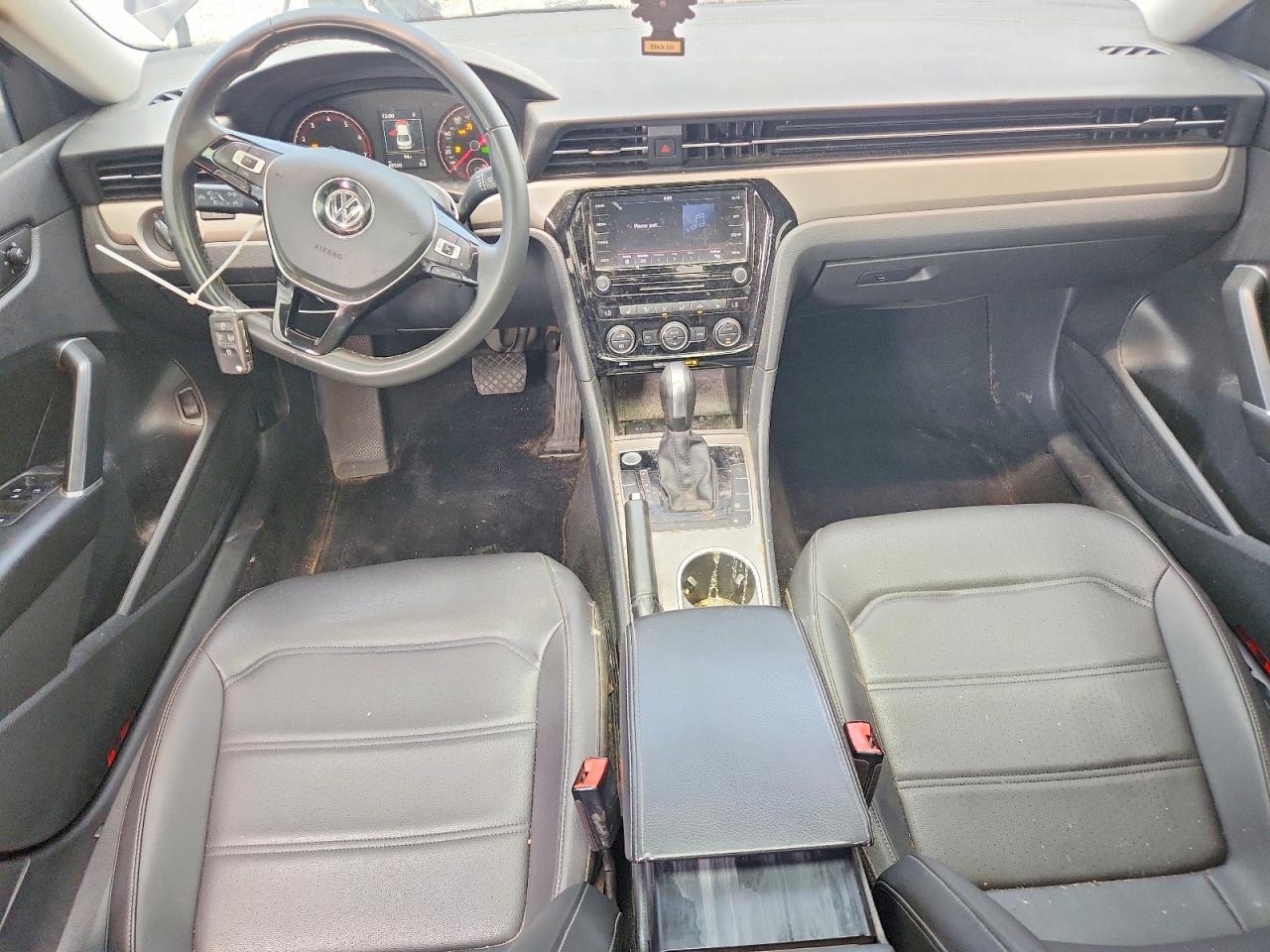 2021 VOLKSWAGEN PASSAT SE