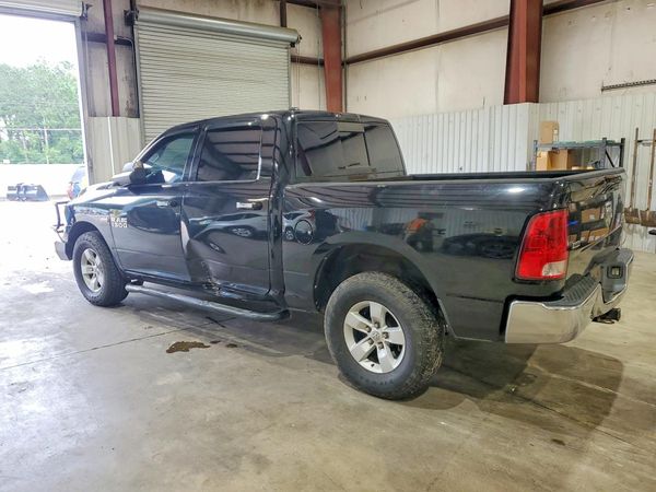 2013 RAM 1500 SLT CREW CAB 4X4