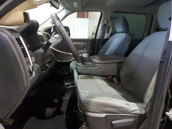 2013 RAM 1500 SLT CREW CAB 4X4