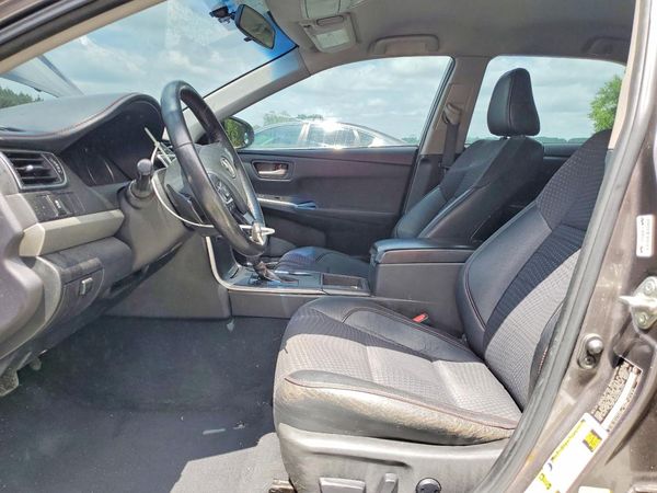 2015 TOYOTA CAMRY