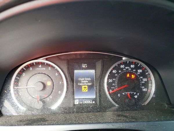 2015 TOYOTA CAMRY