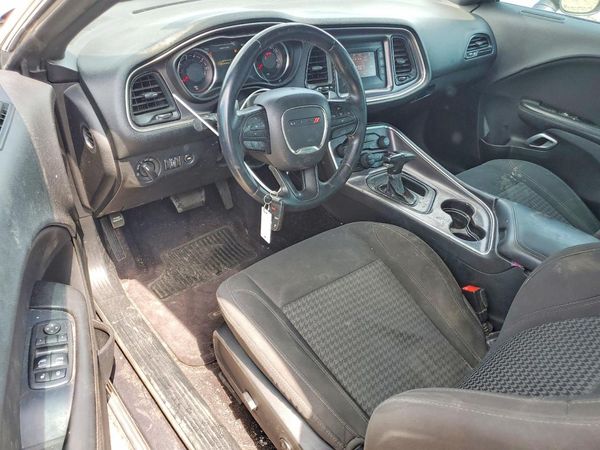 2017 DODGE CHALLENGER SXT