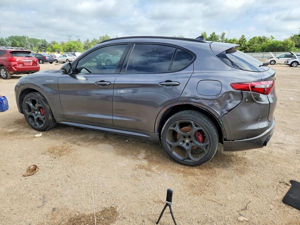 2022 ALFA ROMEO STELVIO TI AWD