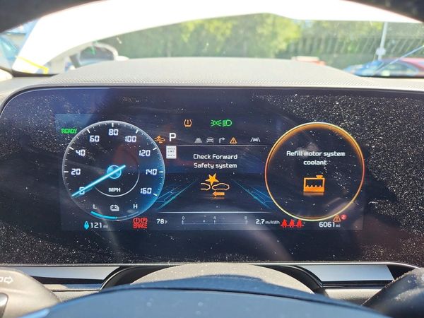 2025 KIA NIRO