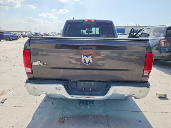 2019 RAM 1500 CLASSIC SLT