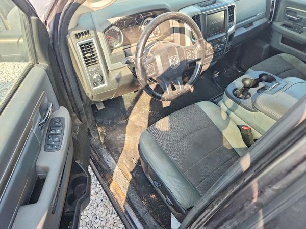 2019 RAM 1500 CLASSIC SLT
