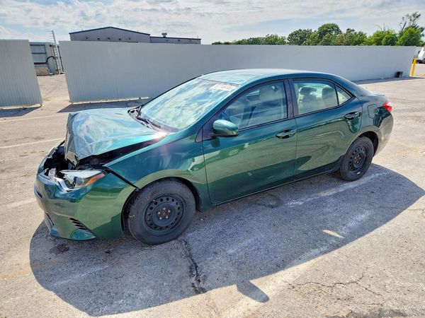 2015 TOYOTA COROLLA