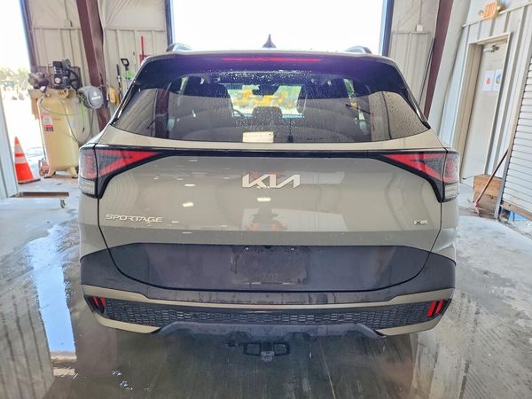 2023 KIA SPORTAGE X-LINE