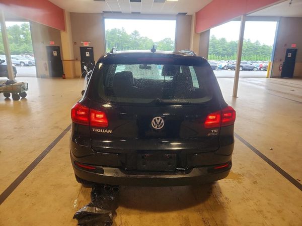 2017 VOLKSWAGEN TIGUAN