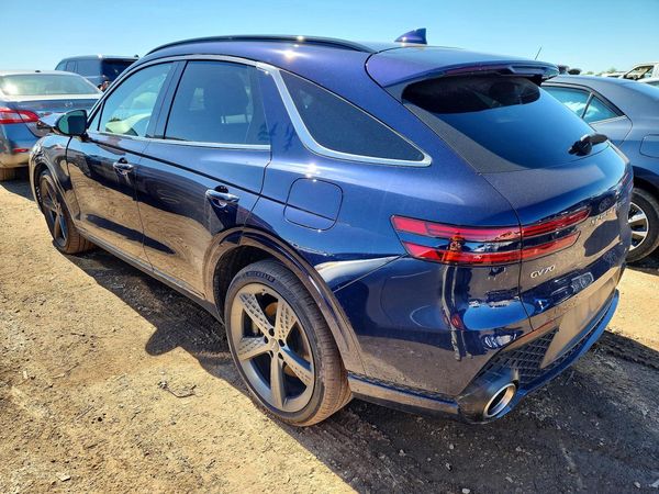2025 GENESIS GV70