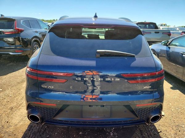 2025 GENESIS GV70