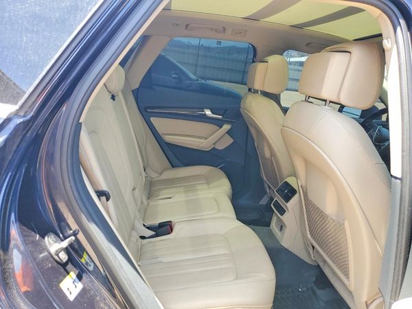 2020 AUDI Q5 quattro Premium Plus