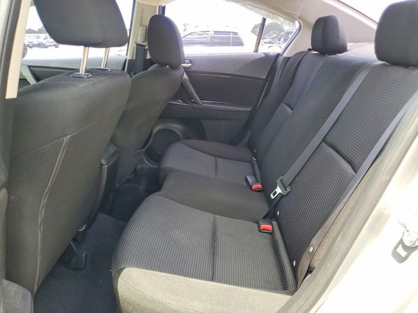 2013 MAZDA 3