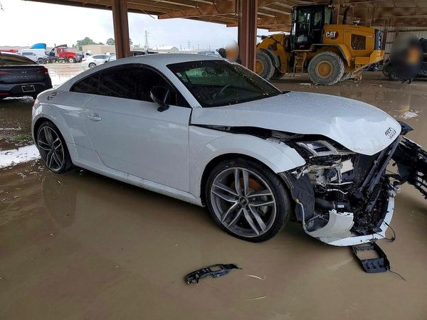 2017 AUDI TT quattro