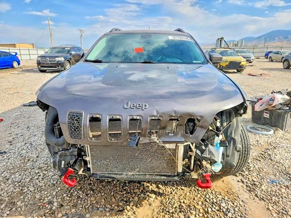2019 JEEP CHEROKEE TRAILHAWK 4X4
