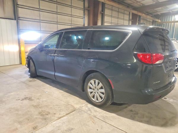 2021 CHRYSLER VOYAGER