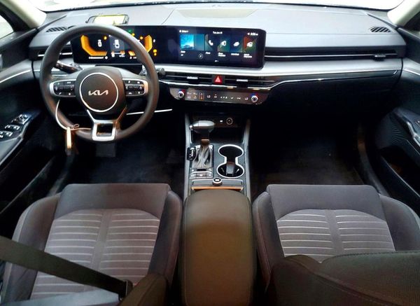 2026 KIA K5 LXS