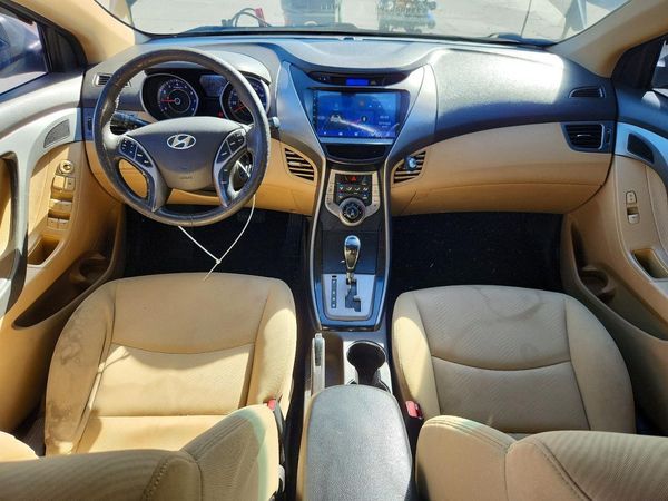 2013 HYUNDAI ELANTRA