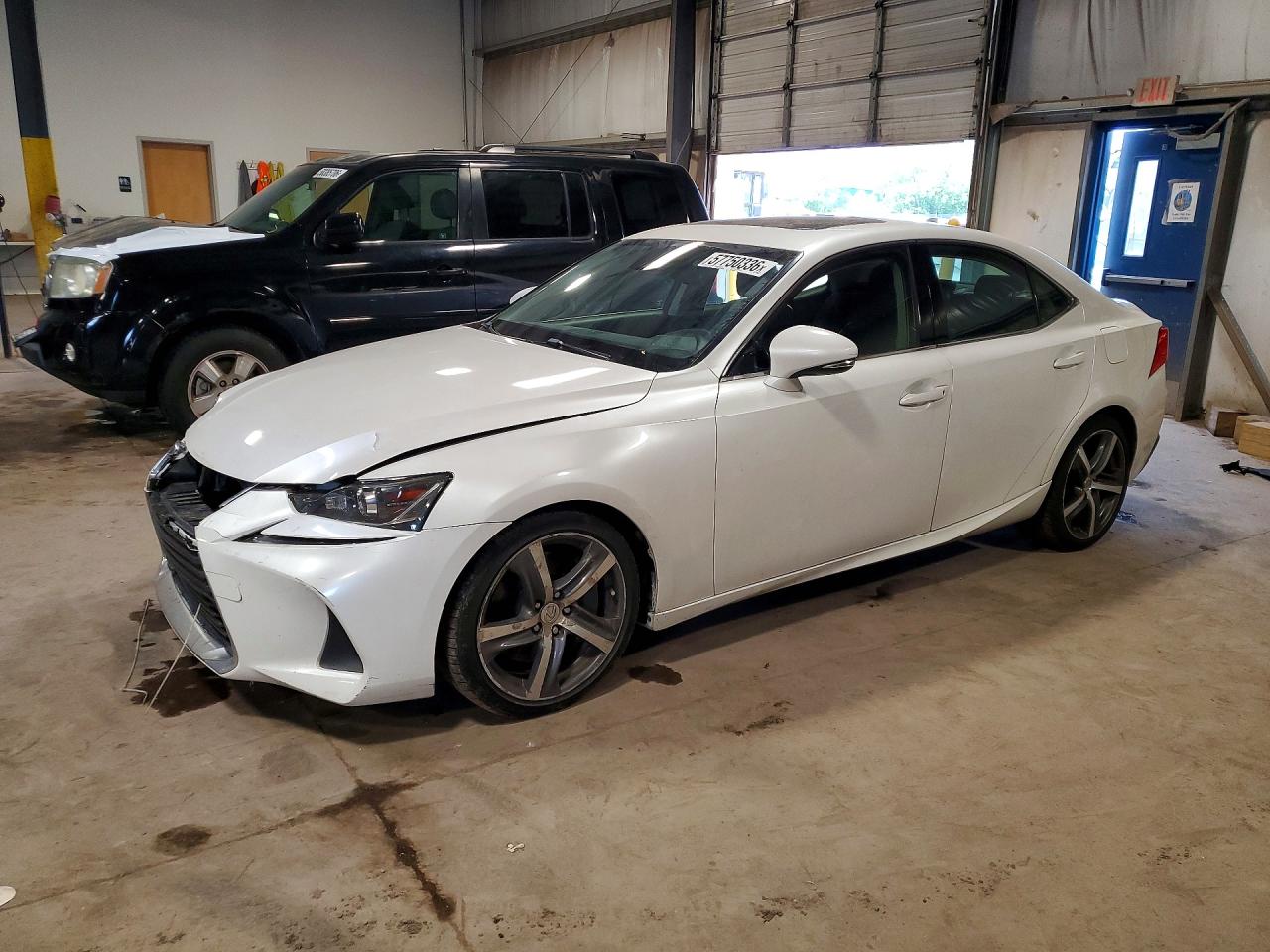 2017 LEXUS IS