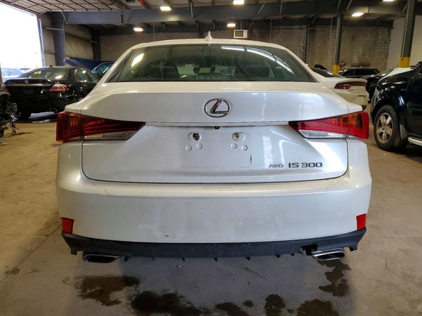 2017 LEXUS IS