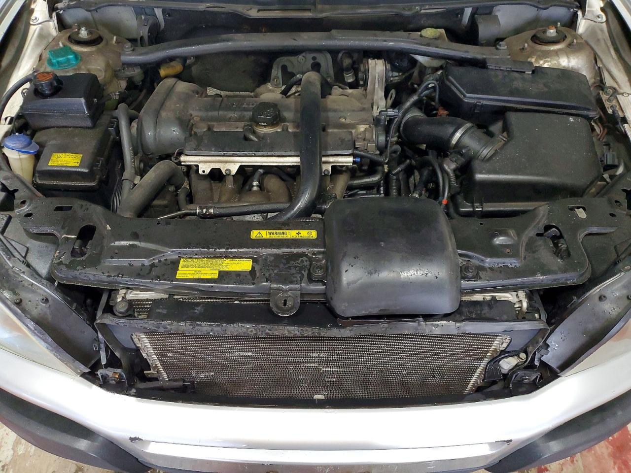 2004 VOLVO XC90
