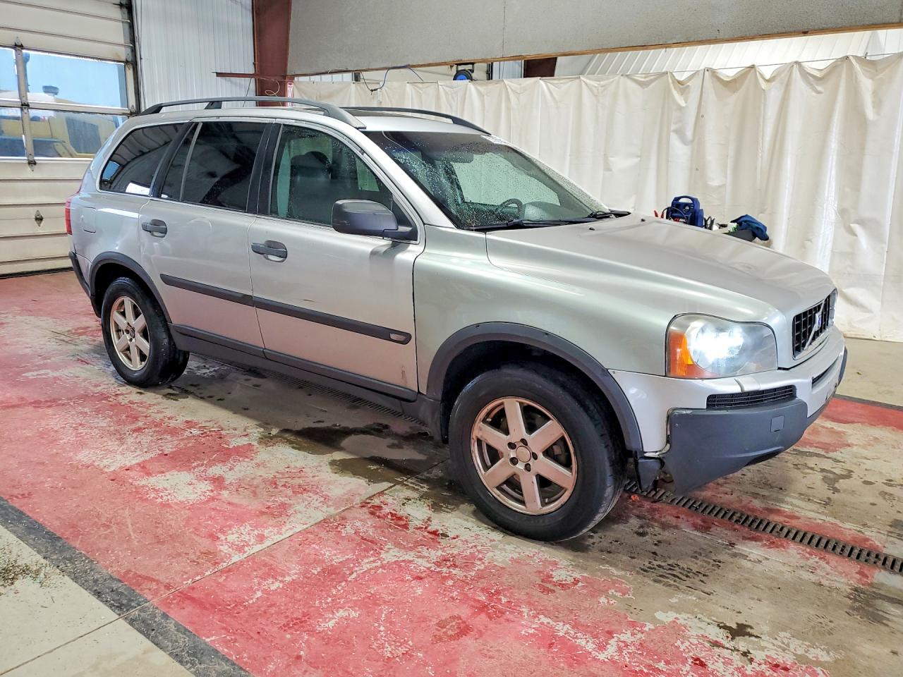 2004 VOLVO XC90