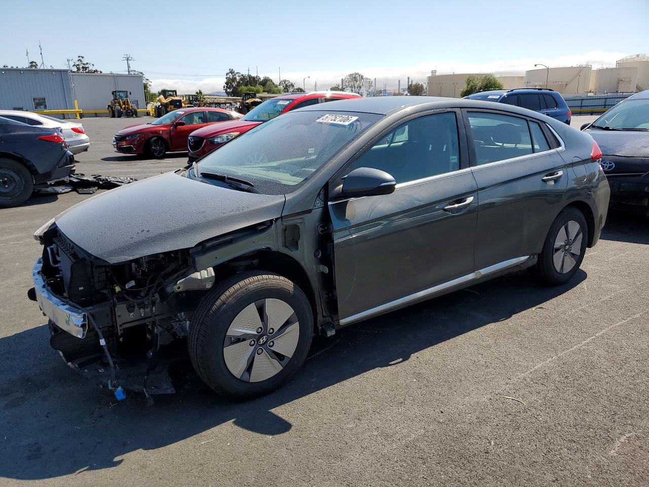 2022 HYUNDAI IONIQ SE