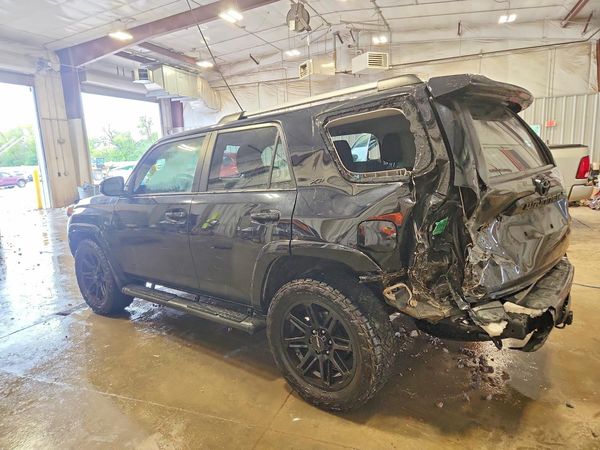 2021 TOYOTA 4RUNNER SRS