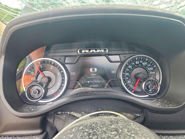 2021 RAM 1500 LARAMIE CREW CAB 4X4