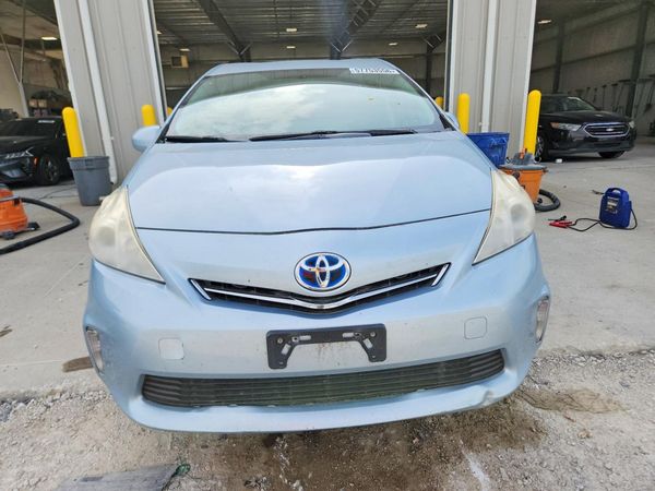 2013 TOYOTA PRIUS V TH
