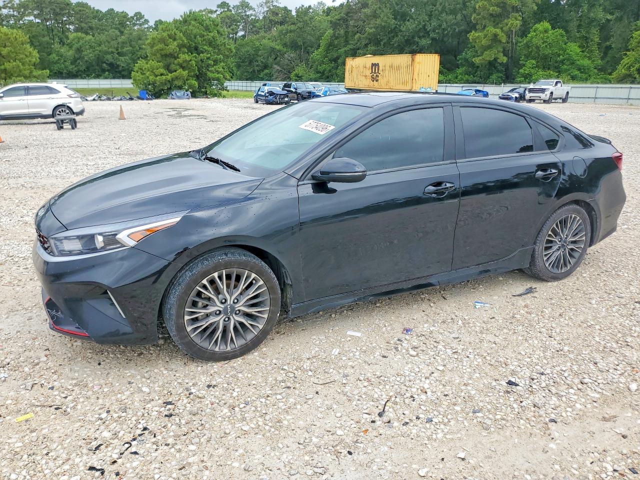 2023 KIA FORTE GT Line