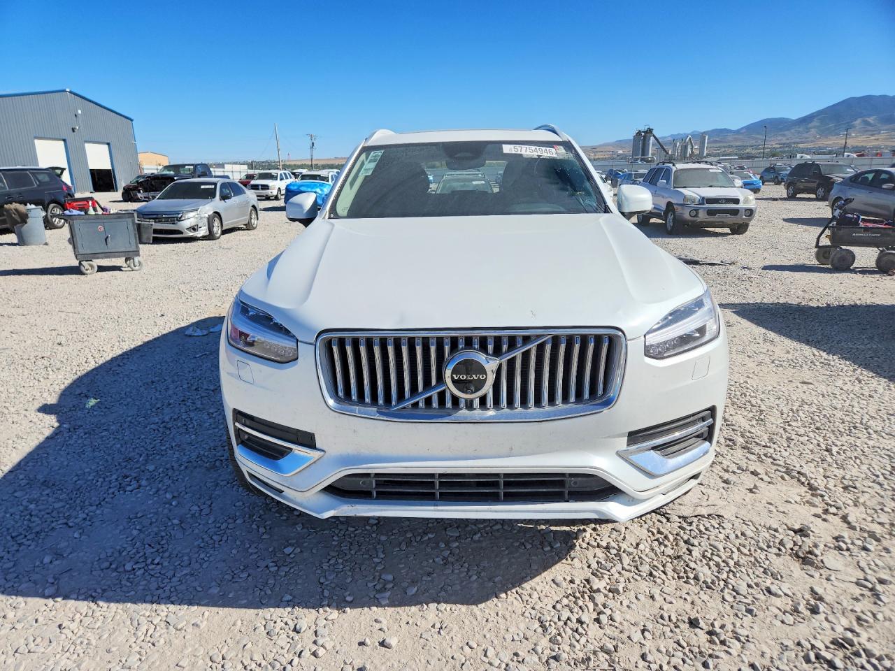 2025 VOLVO XC90 Plus Bright