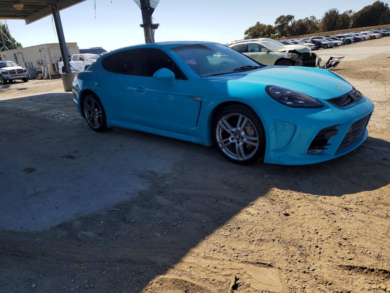 2010 PORSCHE PANAMERA