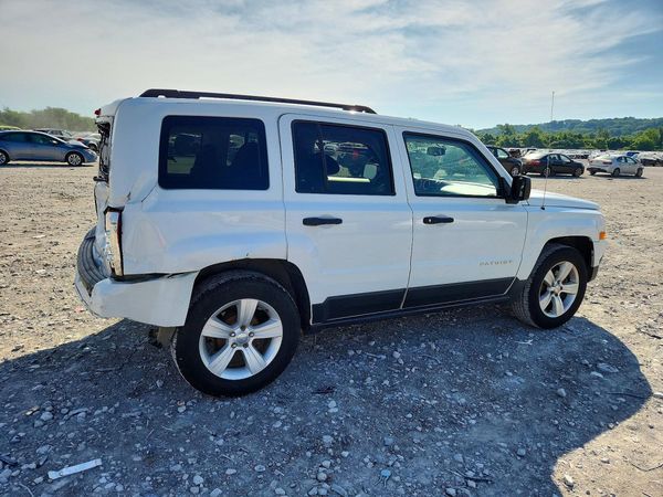 2016 JEEP PATRIOT SPORT FWD