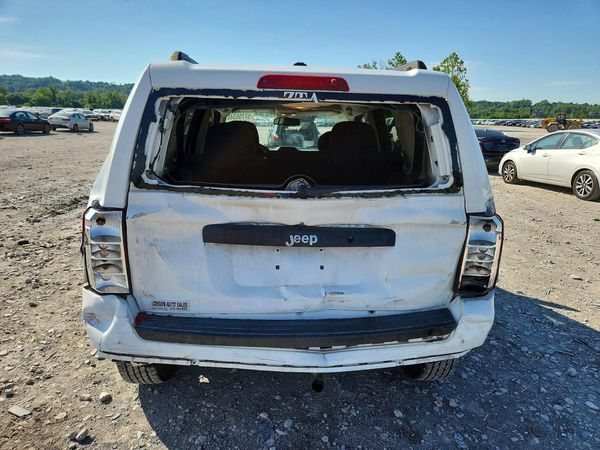 2016 JEEP PATRIOT SPORT FWD
