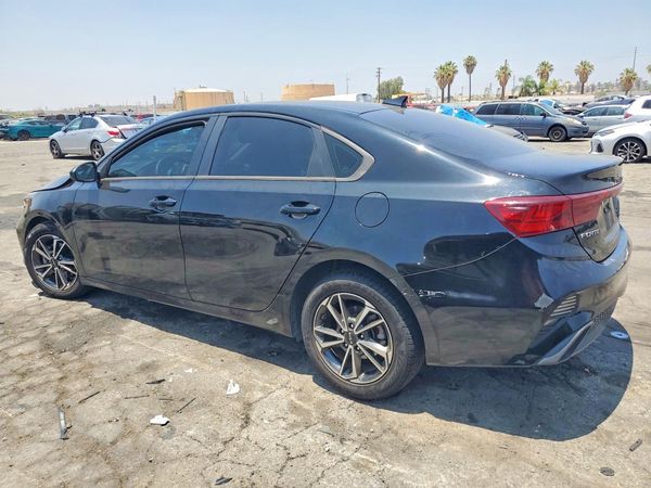 2022 KIA FORTE FE, LXS