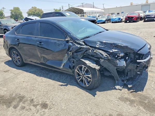 2022 KIA FORTE FE, LXS